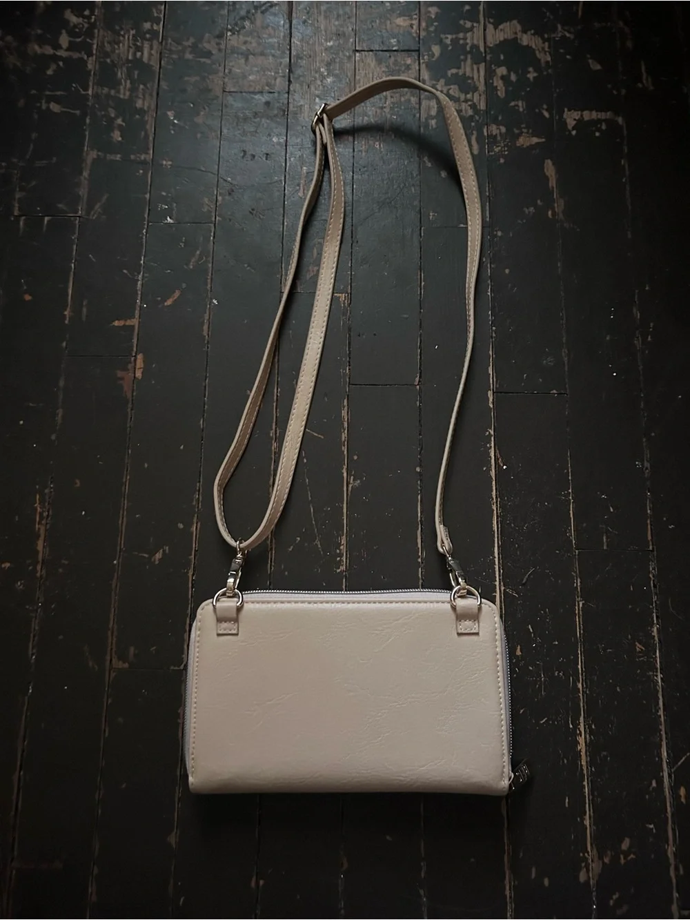 BEIS Crossbody Travel Wallet with Detachable Strap and Wristlet Strap